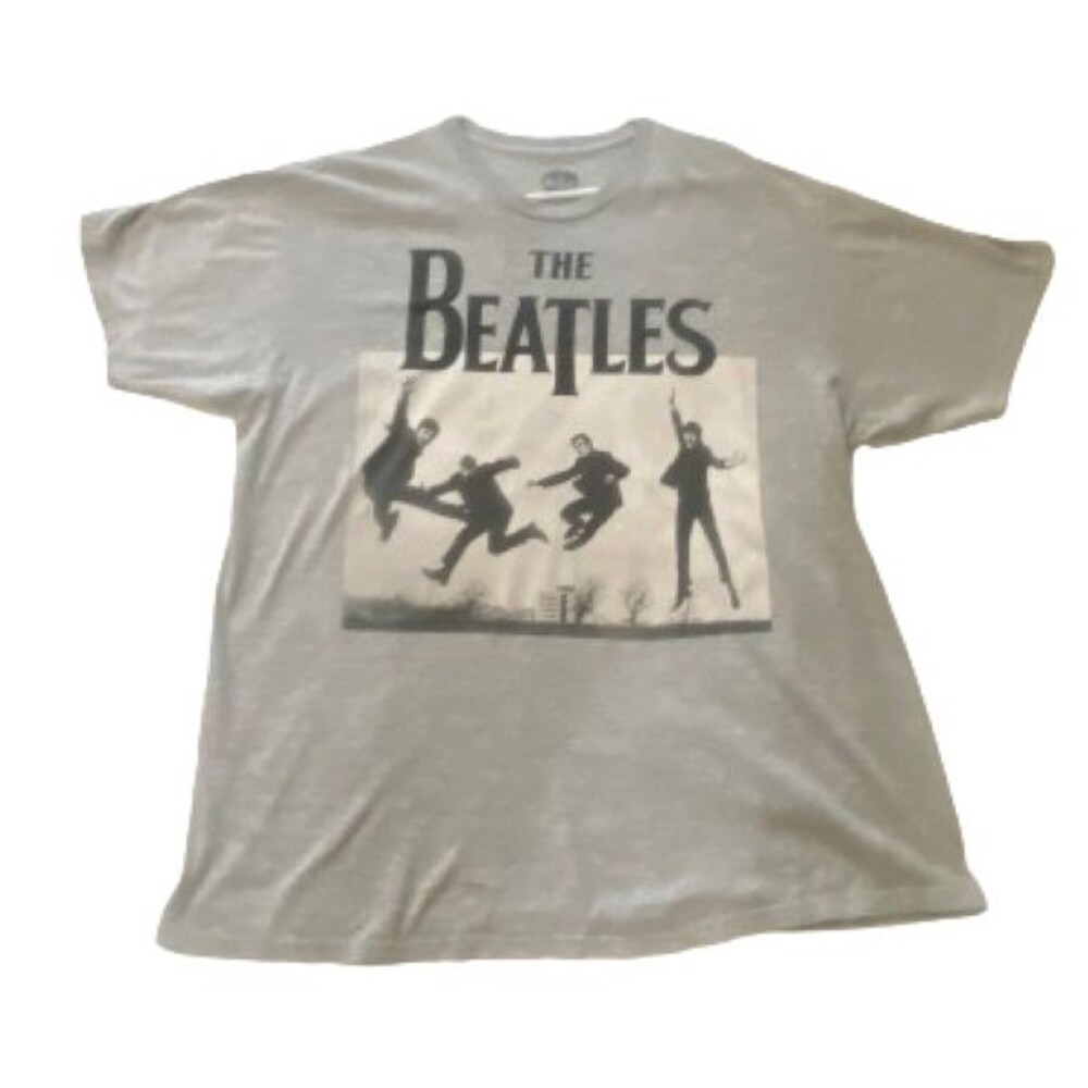 The Beatles 2015 Rock Concert Tour Merch Graphic Band Tshirt Womens Size XL